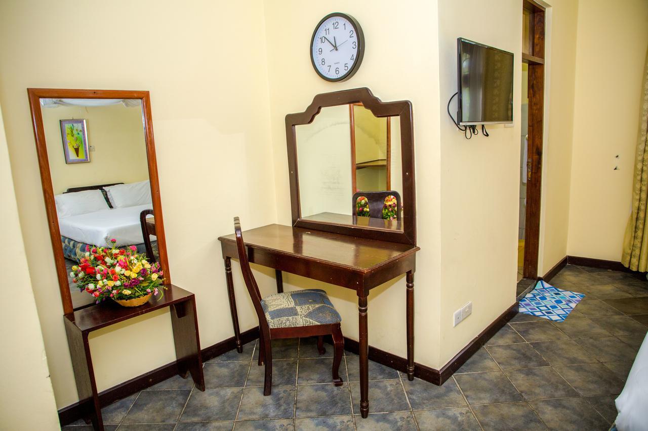Saadani Tourist Center - Hostel 达累斯萨拉姆 外观 照片
